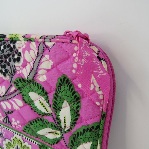 Vera Bradley Priscilla Pink E Reader iPad Padded Tablet Sleeve 8.5" x 10.5" - Picture 3 of 6